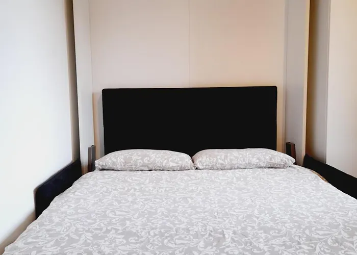 Flat In Milano, Porta Romana
